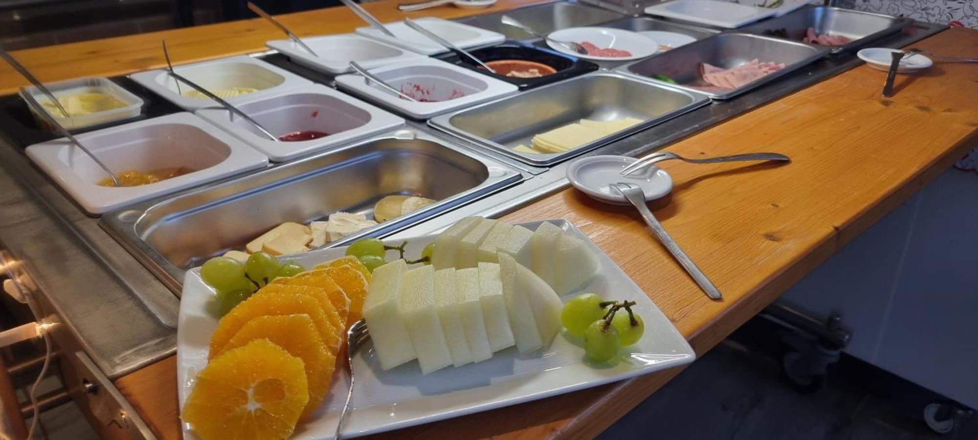 Hotel-Cafe-Lindow Wenningstedt-Braderup Bagian luar foto