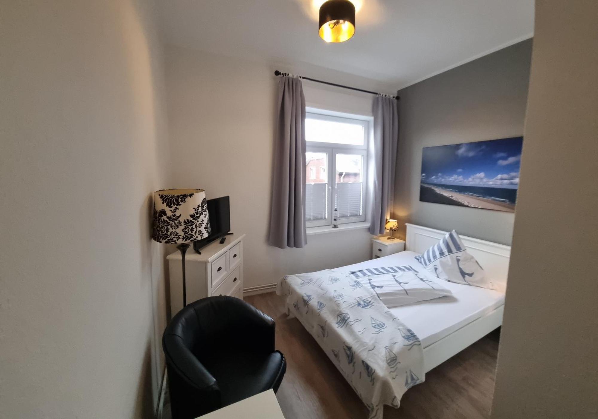 Hotel-Cafe-Lindow Wenningstedt-Braderup Bagian luar foto