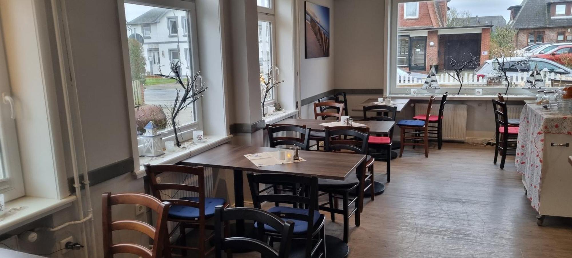 Hotel-Cafe-Lindow Wenningstedt-Braderup Bagian luar foto